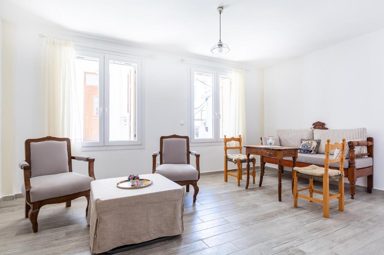 Syraino Apartment Skopelos Town Exterior photo